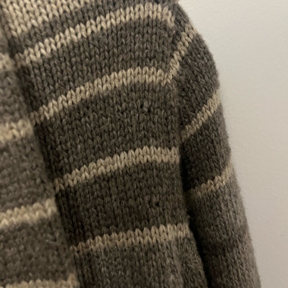 Hilary Radley Tan Knitted Cardigan Large 2 Button Lambs Wool - Picture 3 of 7